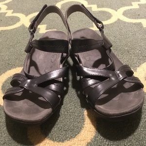 BareTraps Black Strap Sandals